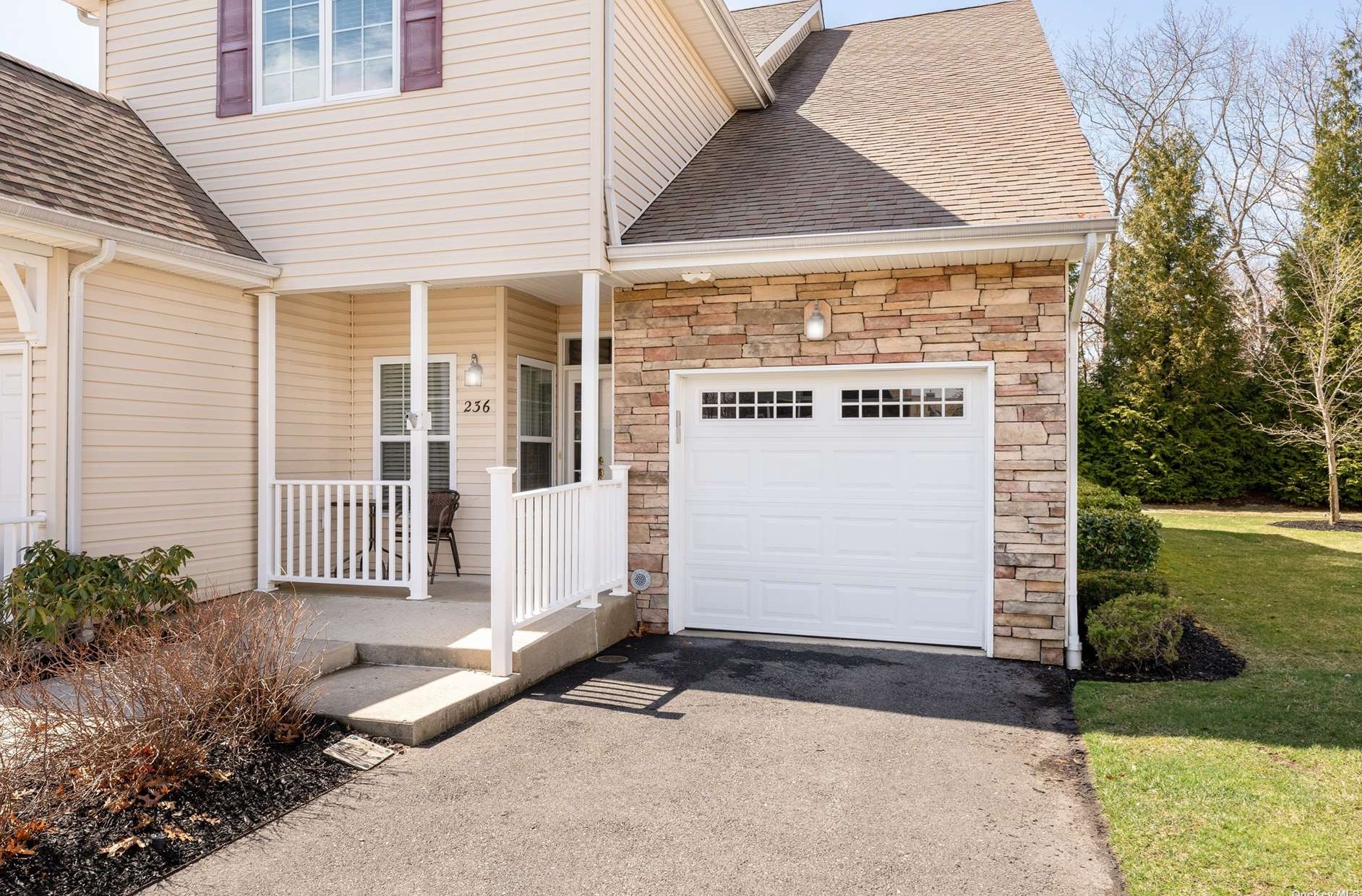 236 Ira Rd #236, Mount Sinai, NY 11766