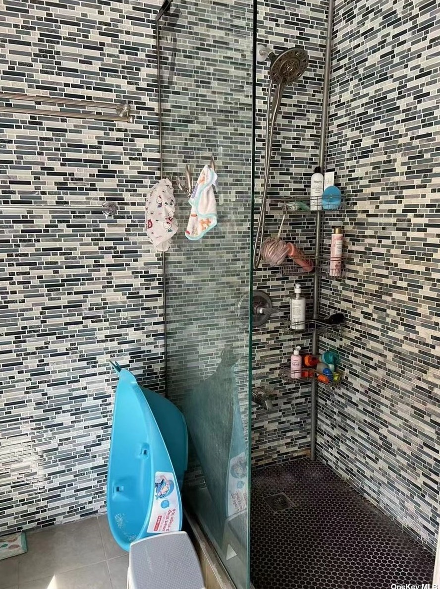 40-16 221st St, Flushing NY exterior