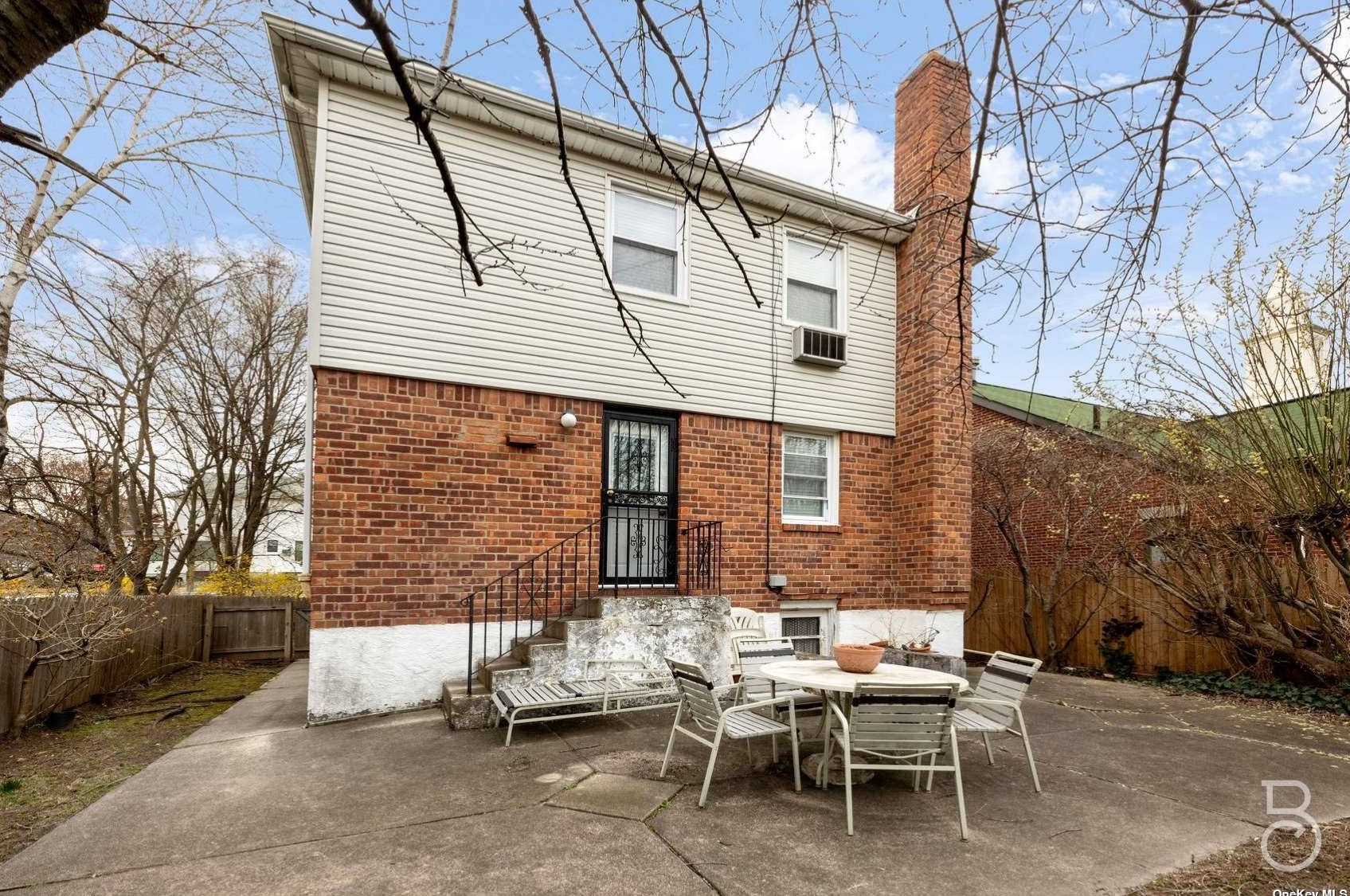 155-10 35th Ave, Flushing, NY 11354-2331
