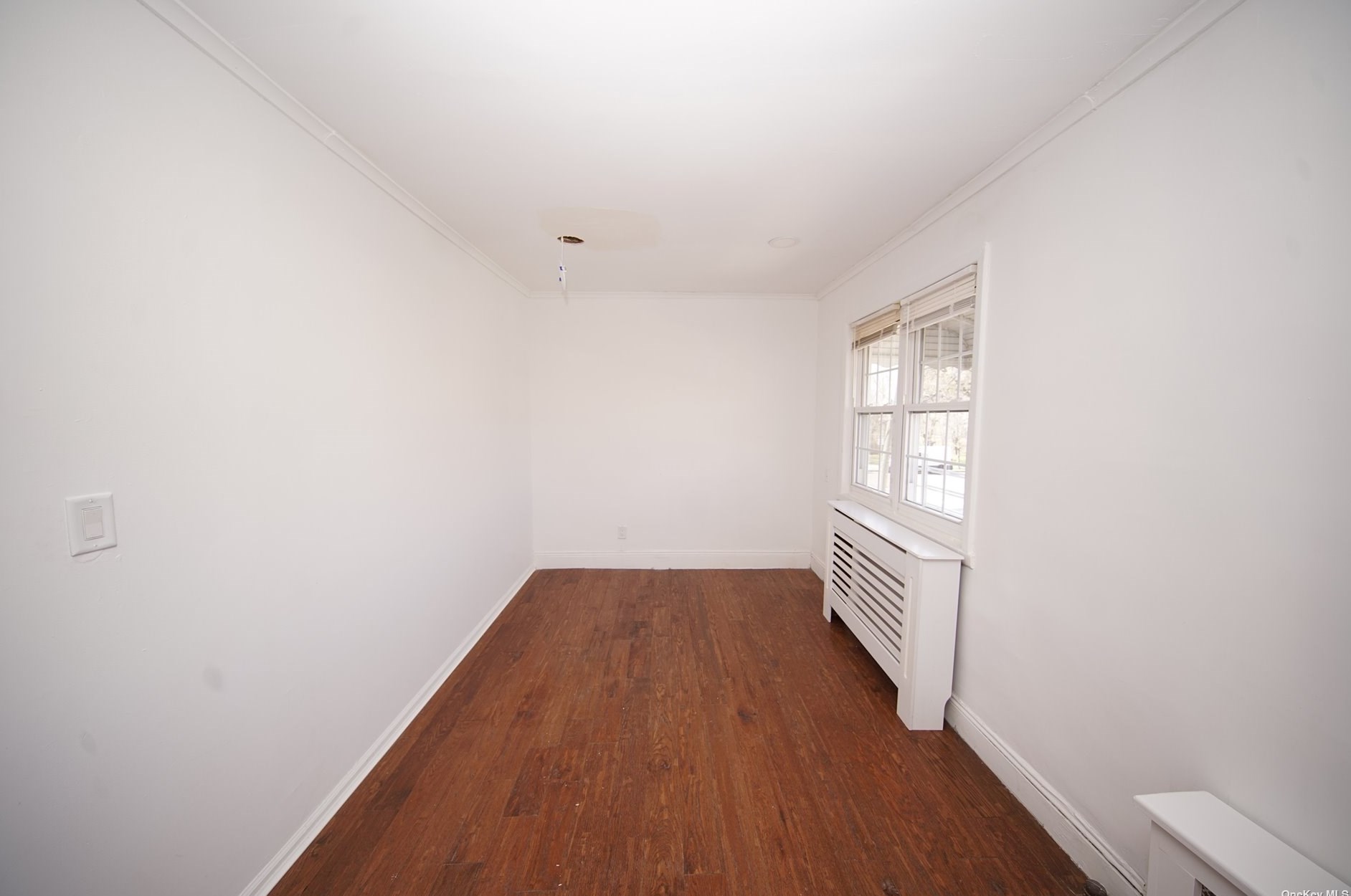 54-27 153rd St, Flushing NY 11354-2429 exterior