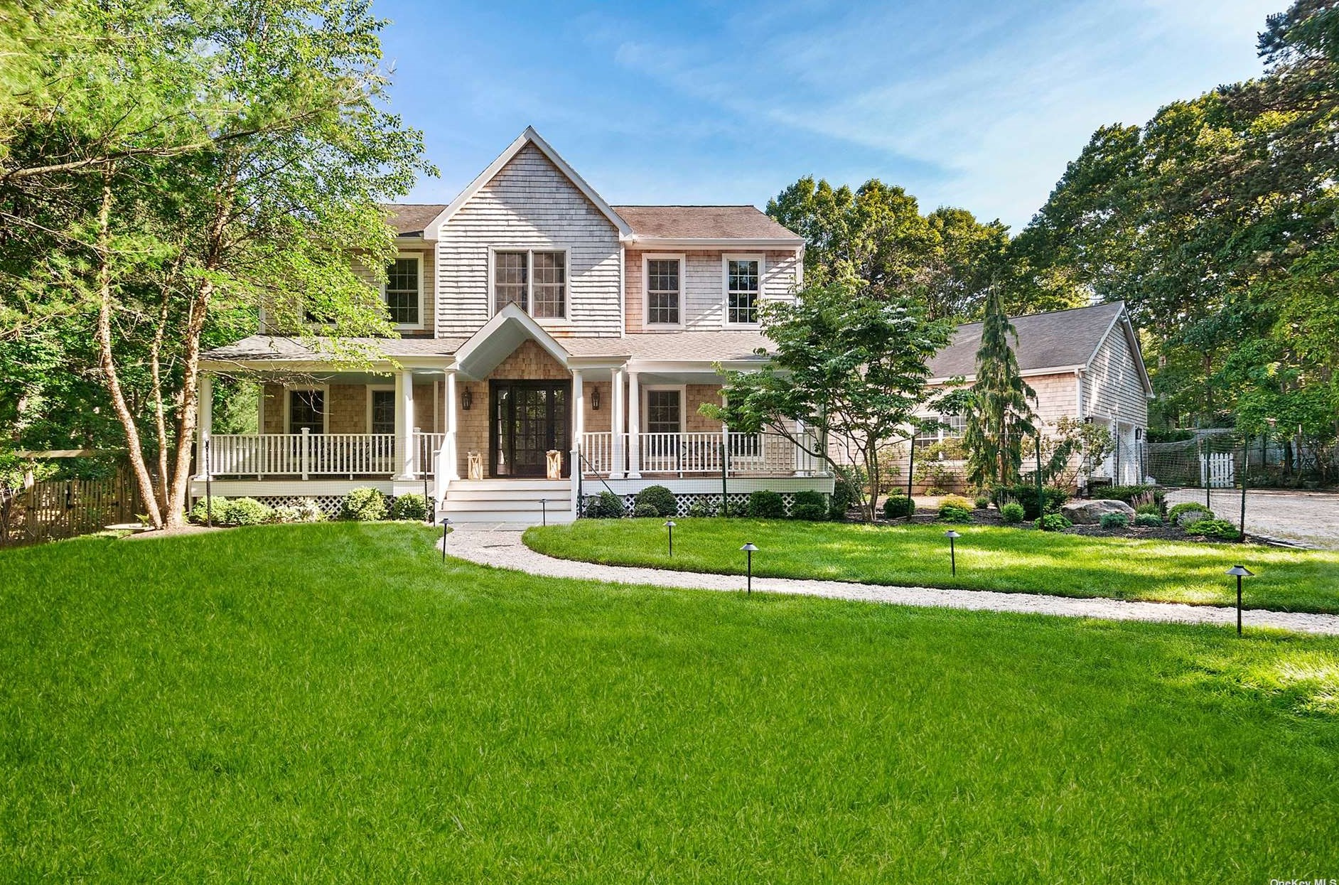 24 Marion Ln, East Hampton, NY 11937