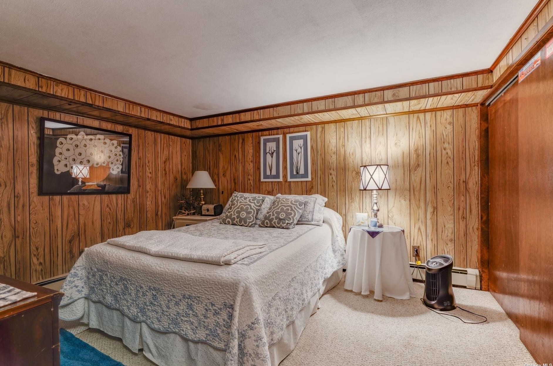 6 Cutting St, Hunt NY 11743-5522 exterior