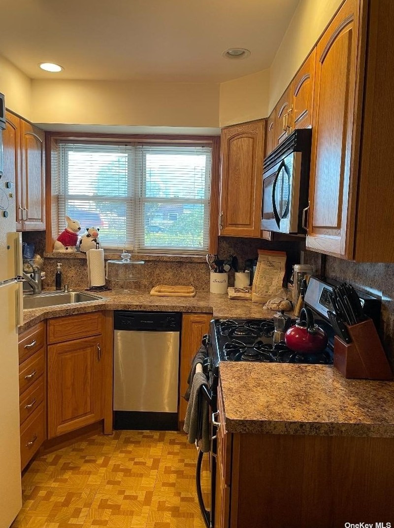 41-26 Corporal Kennedy St #1, Flushing, NY 11361