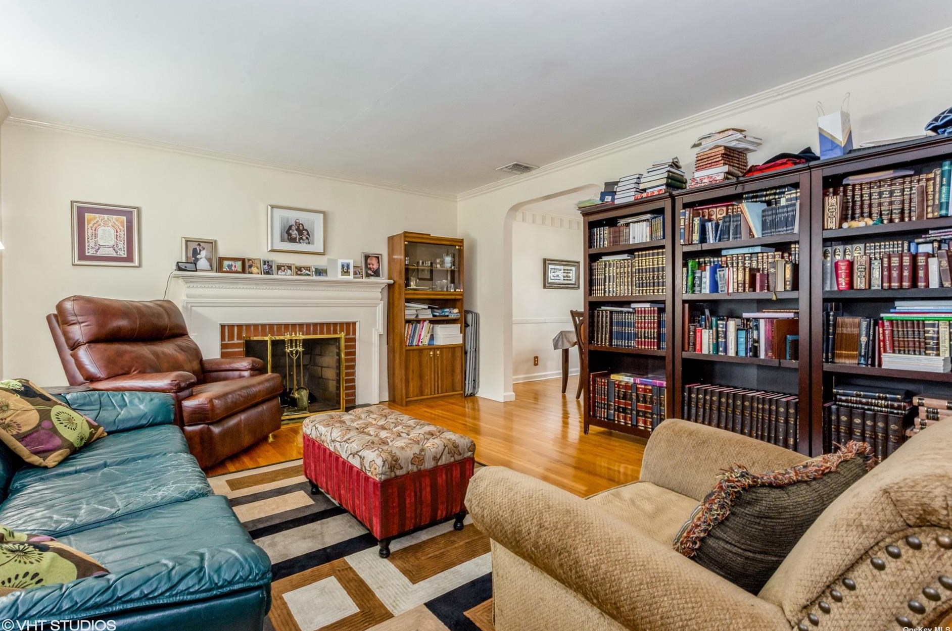 197 Taylor Rd, Hempstead, NY 11552-3629