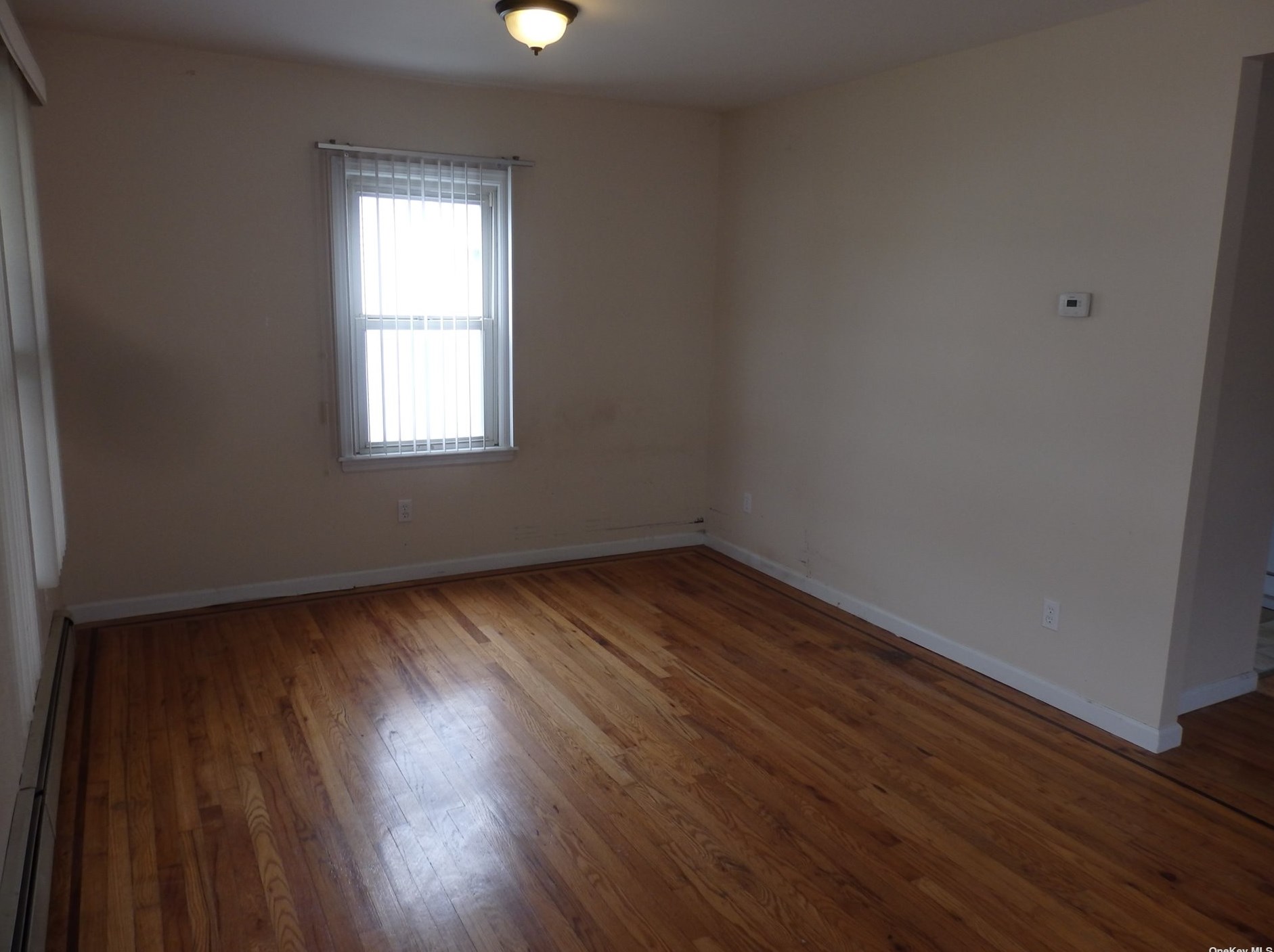 2664 Rosebud Ave, North Merrick, NY 11566-4523