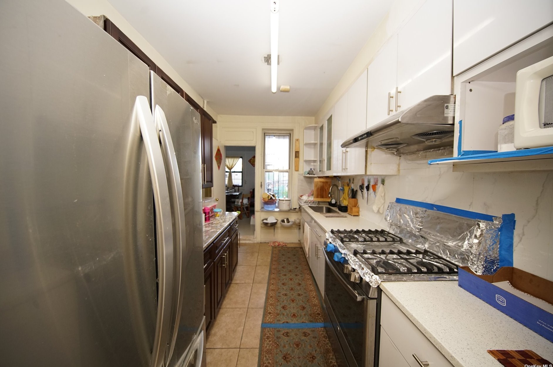575 Eldert Ln, Brooklyn, NY 11208-3335