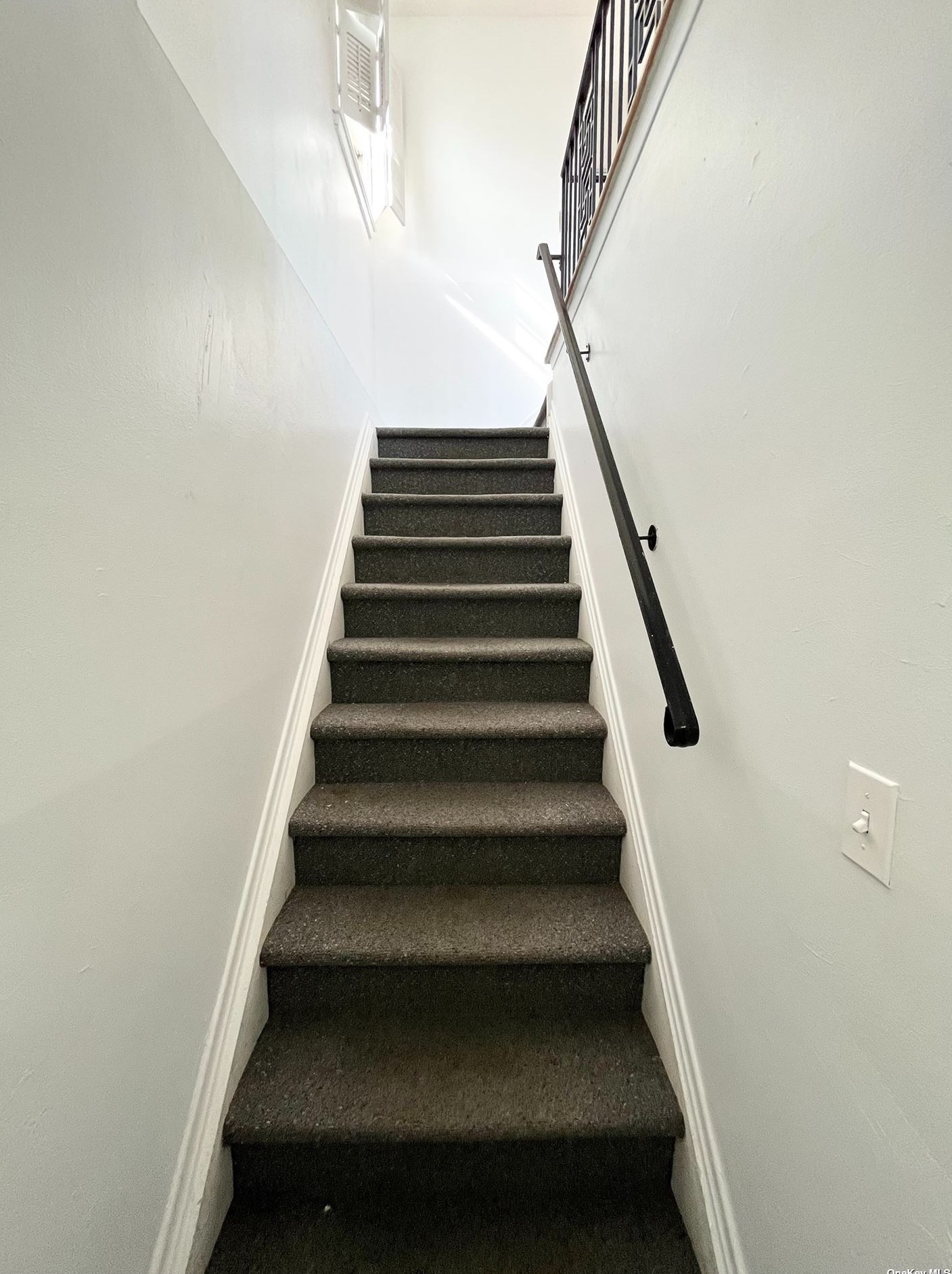 243-65 72nd Ave, Flushing, NY 11362