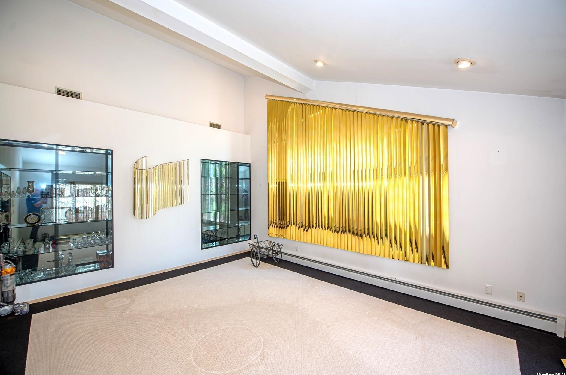 292 Holbrook Rd, Hauppauge NY  11779-1813 exterior