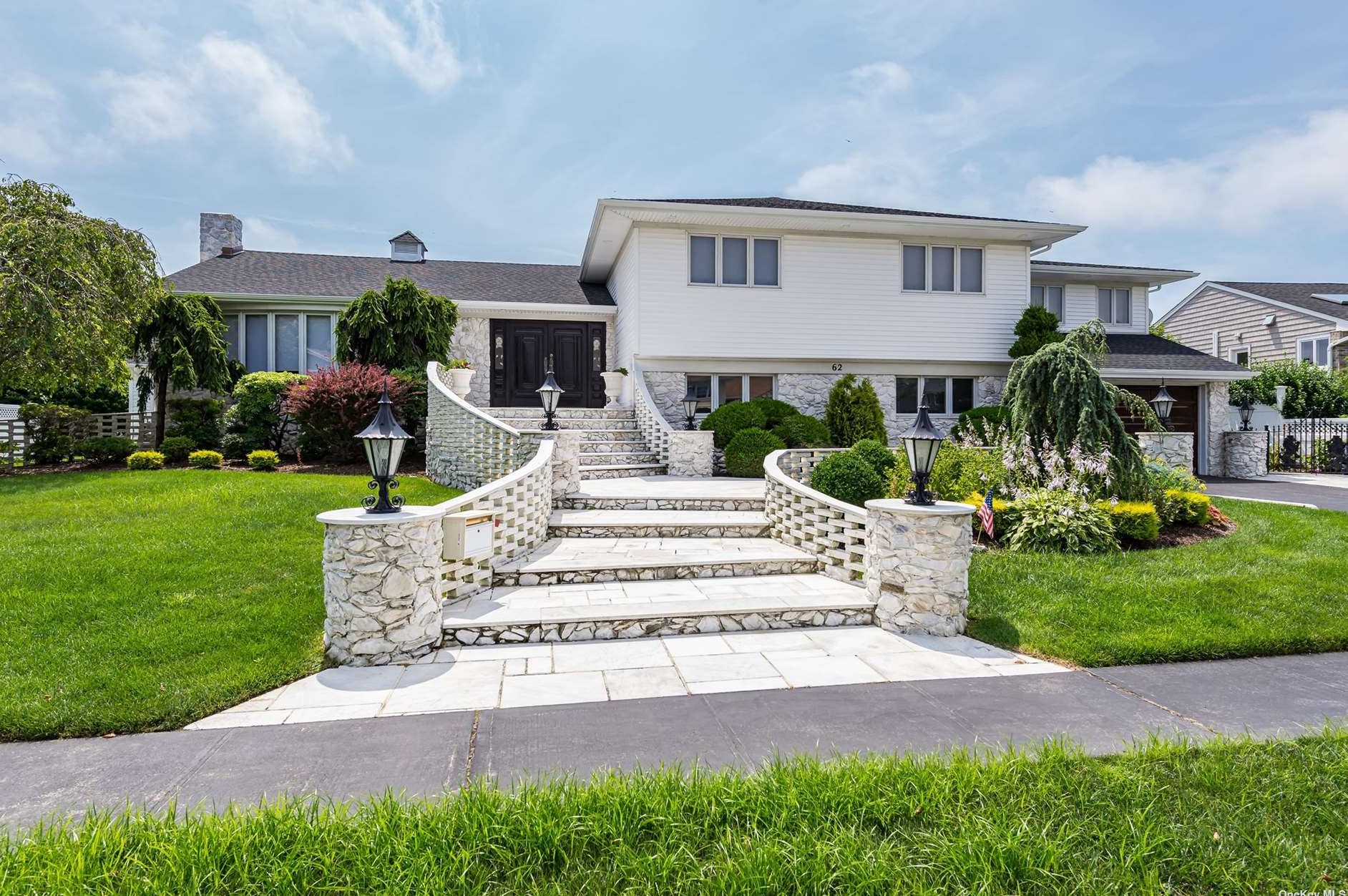 62 Riviera Dr S, East Massapequa, NY 11758