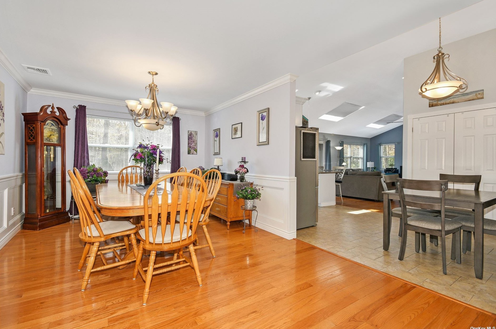170 Robinson Ave, Canaan Lake, NY 11772-4841