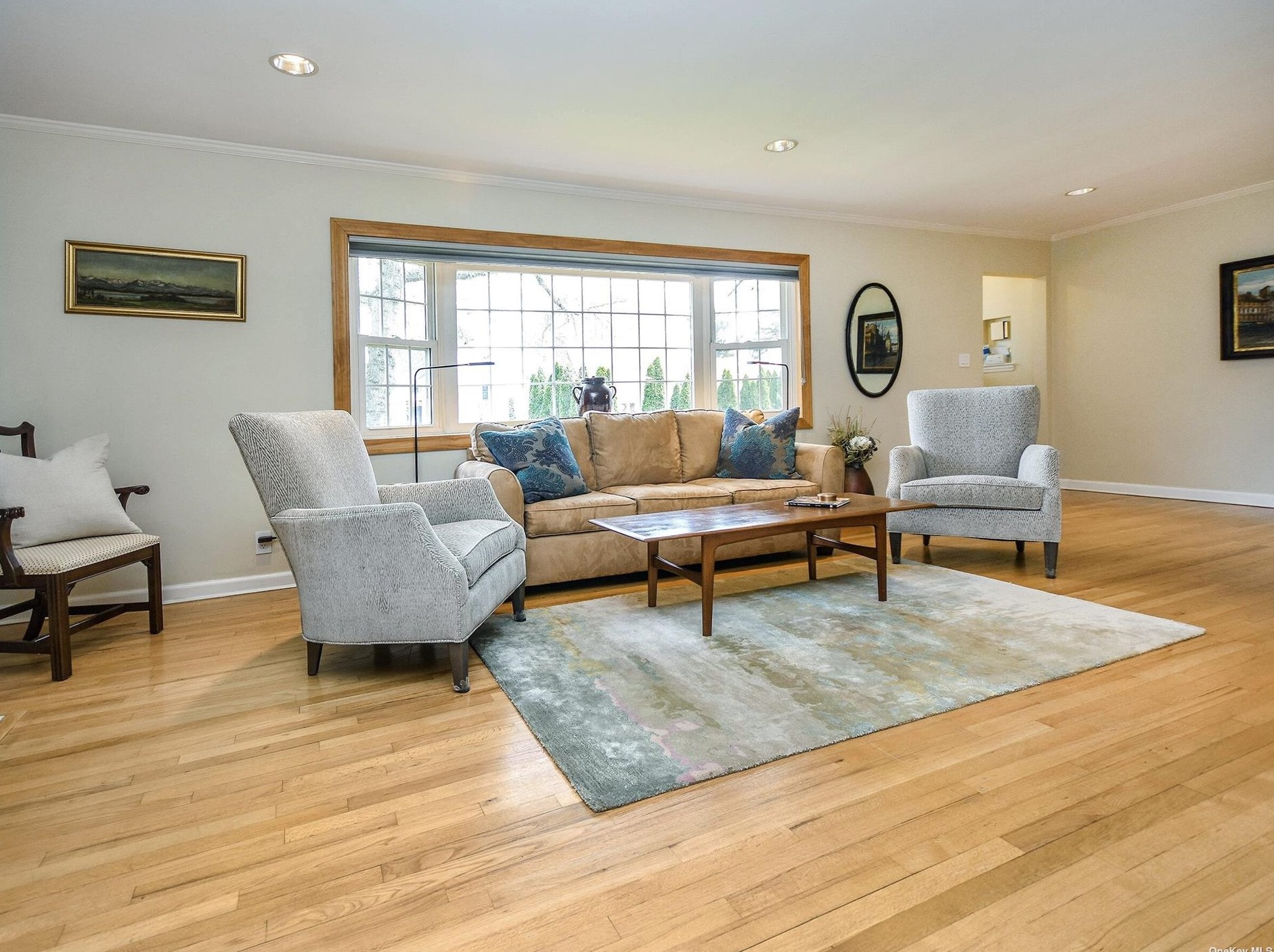 5 Cliff Way, Port Washington, NY 11050-4303