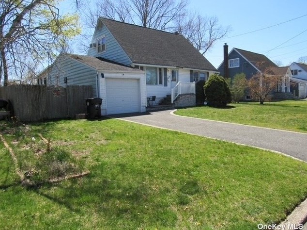 56 Kobb Blvd, West Islip, NY 11795