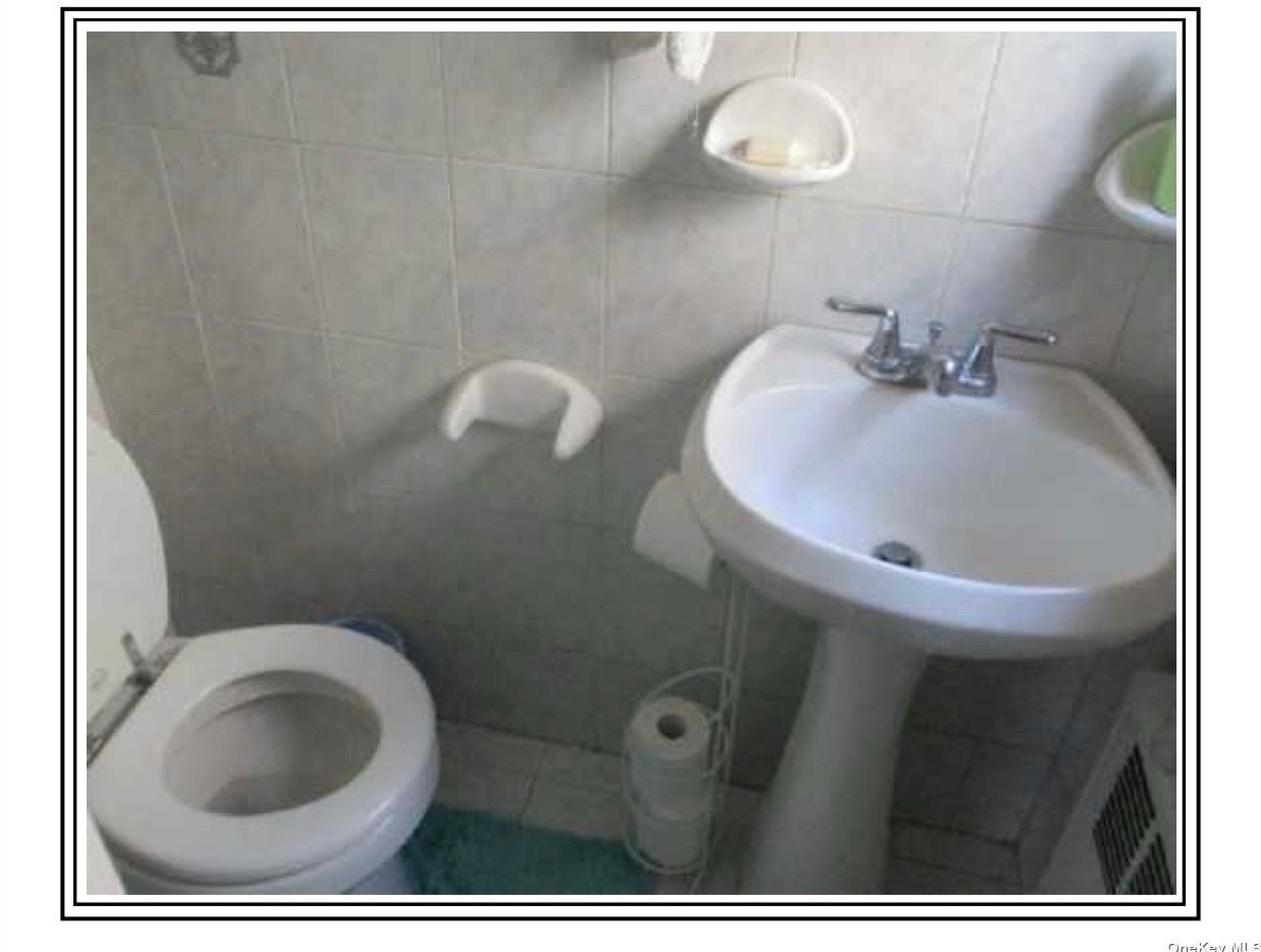 15-70 Murray St, Flushing NY exterior