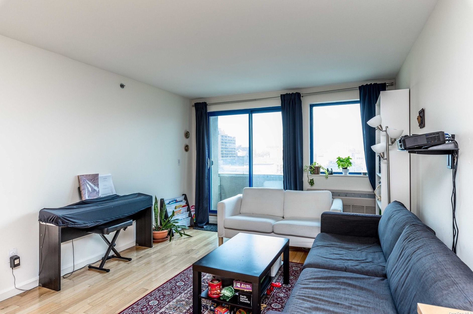 3080 21st St #4b, Long Island City, NY 11102