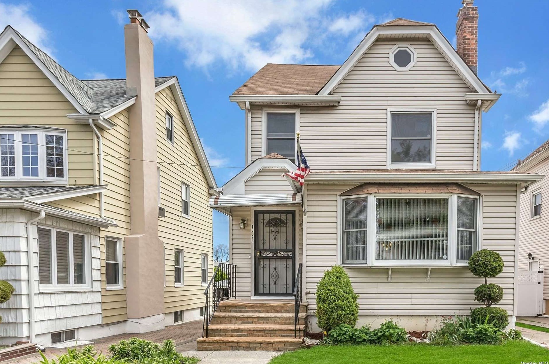 13-29 146th Pl, Flushing, NY 11357-2437