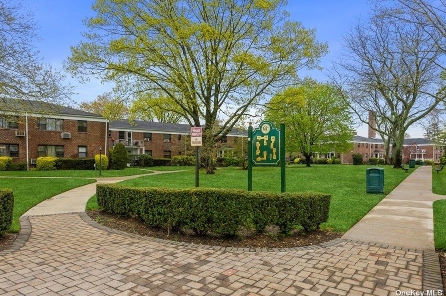 1203 E Broadway #g  13, Hewlett, NY 11557