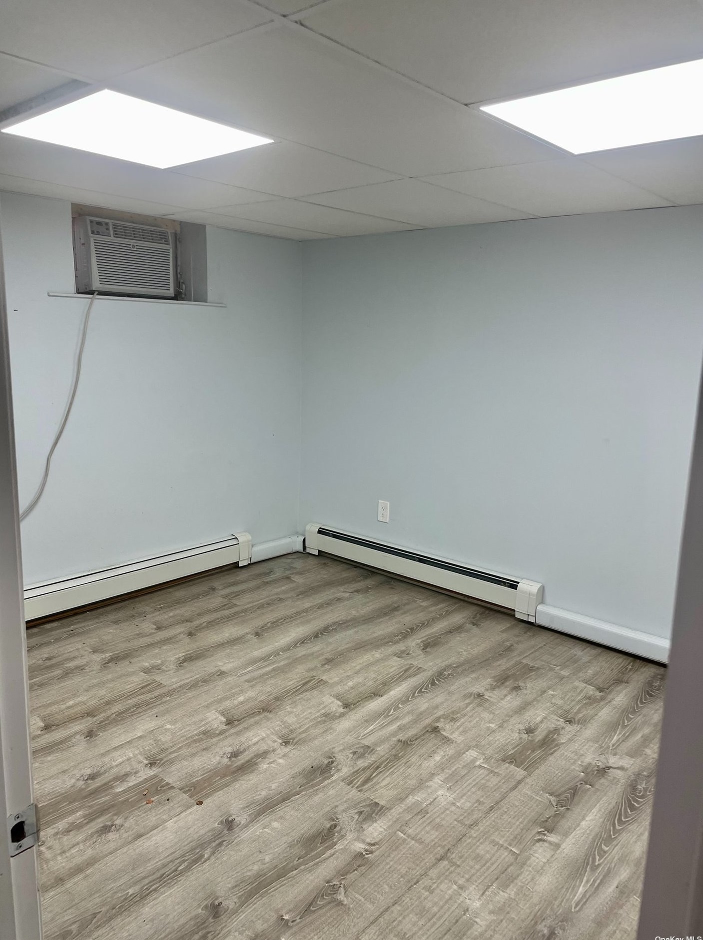 513 Keller Ave #1, Floral Park, NY 11003