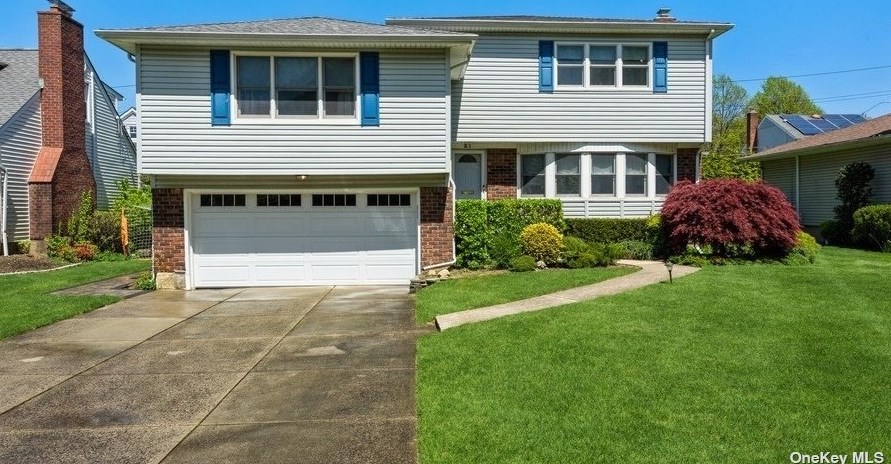 31 Homestead Ave, Garden City, NY 11530-1002