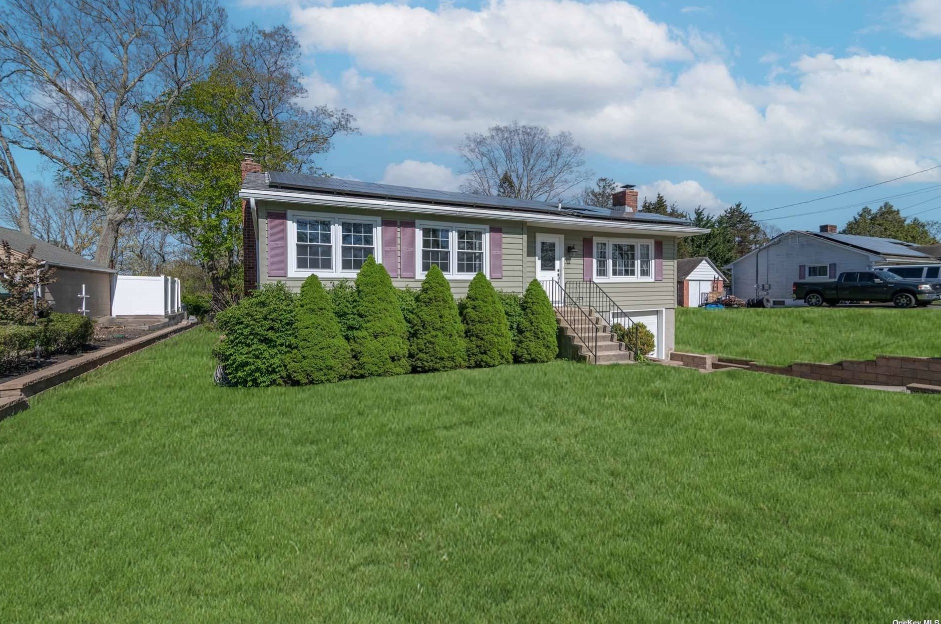 51 Odin Rd, Rocky Point, NY 11778-9569