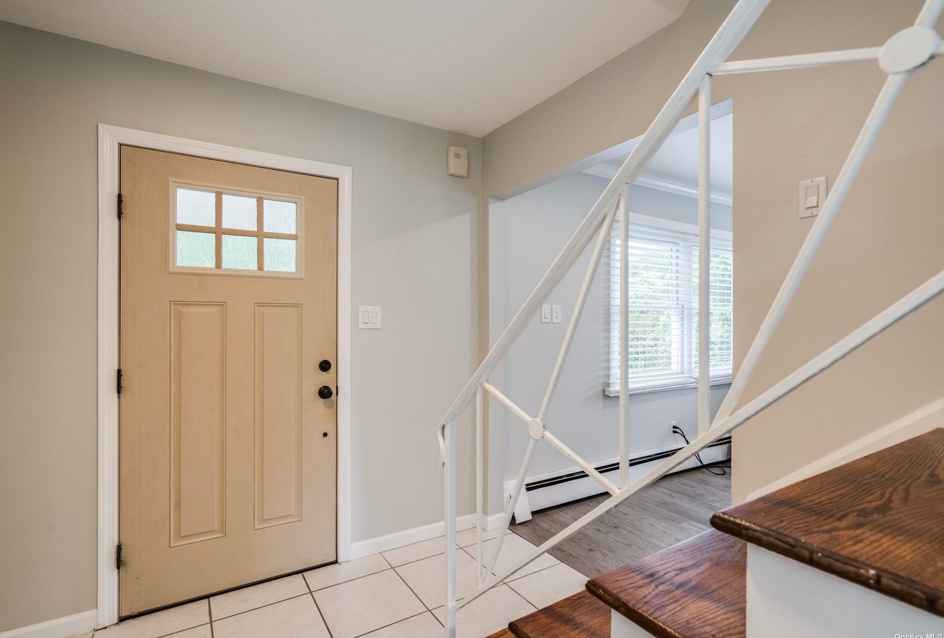 170 Sycamore Cir, Stonybrook, NY 11790-3169