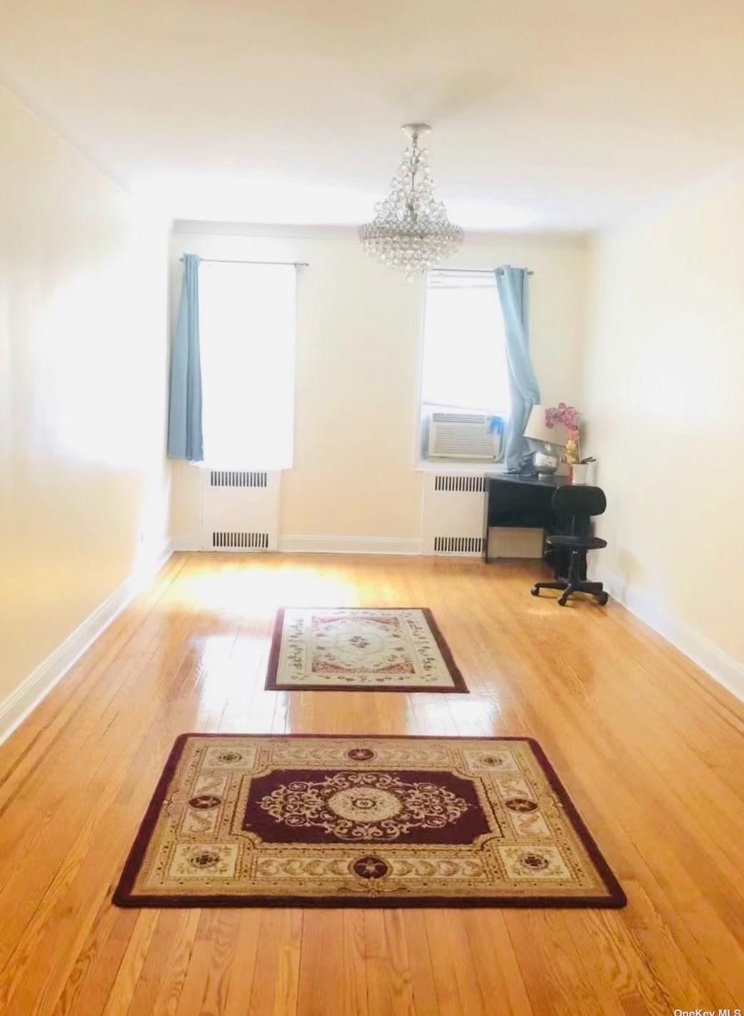 63-109 Saunders St #b17, Flushing, NY 11374