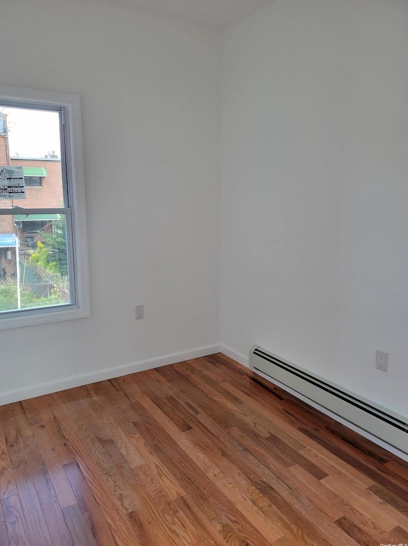43-01 63rd St, Flushing, NY 11377