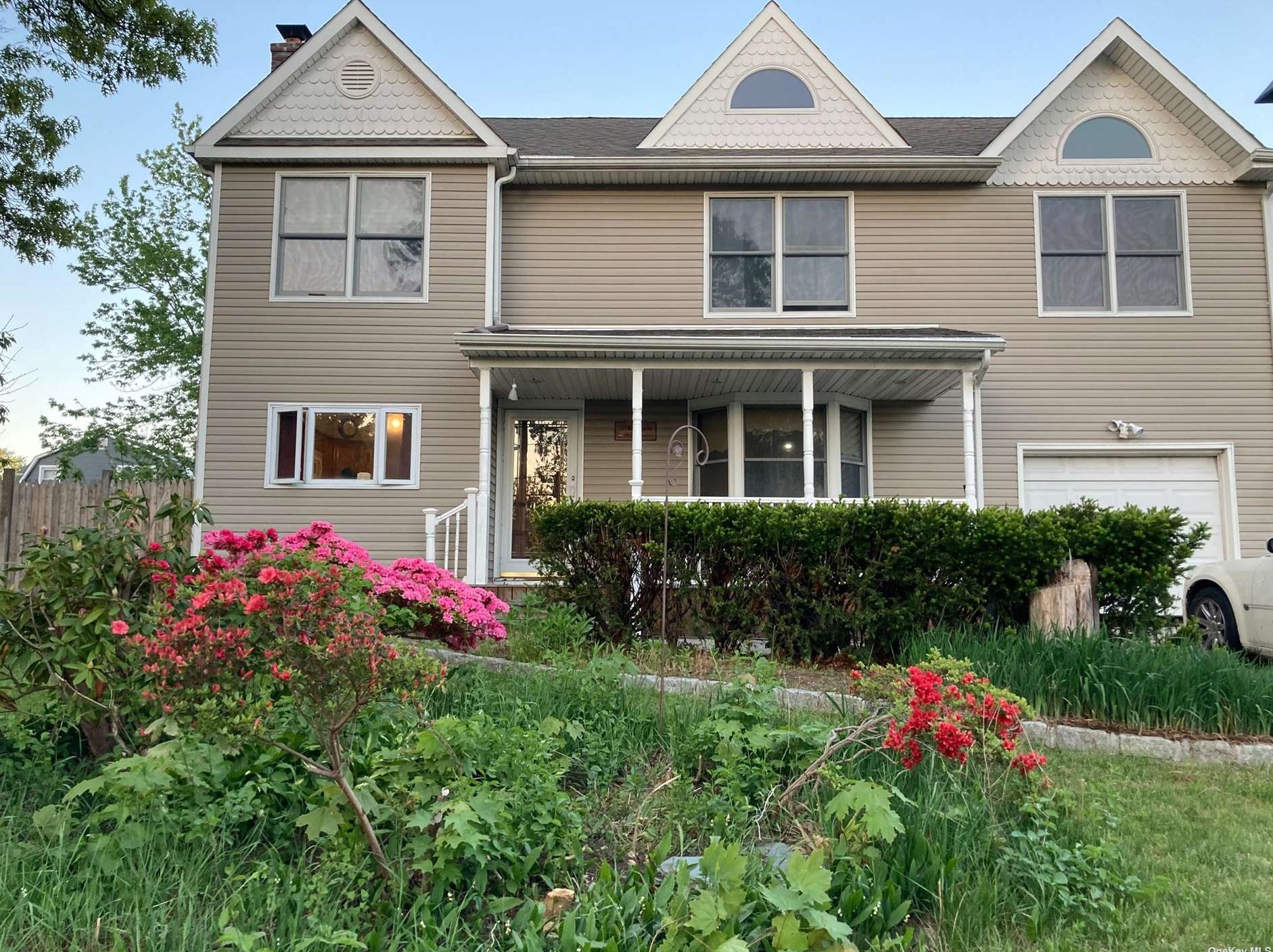 5 Camp Dr, Selden, NY 11784-2601