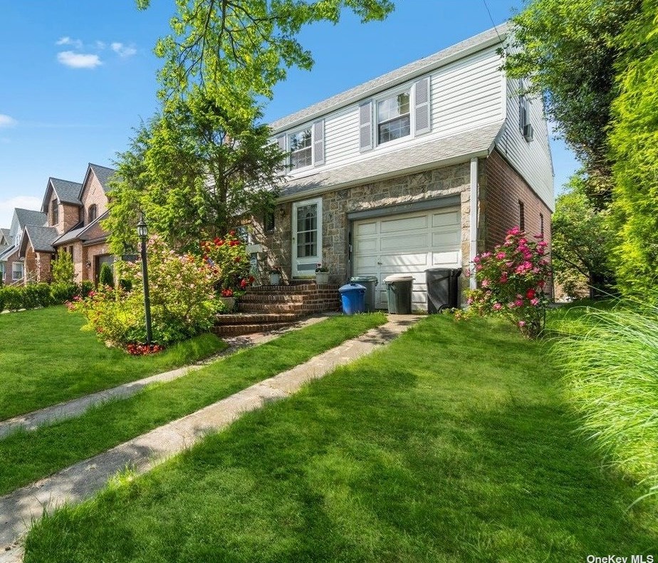 162-49 13th Ave, Flushing, NY 11357