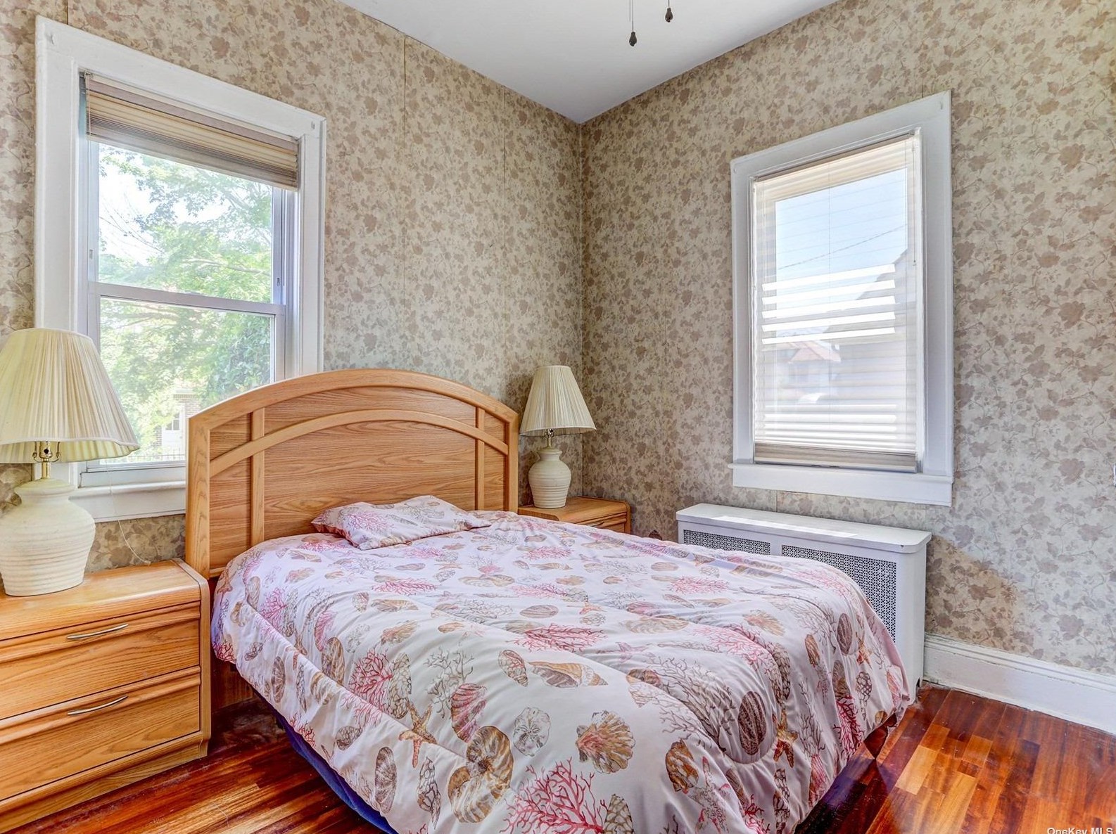 264 National Blvd, East Atlantic Beach NY  11561-3323 exterior