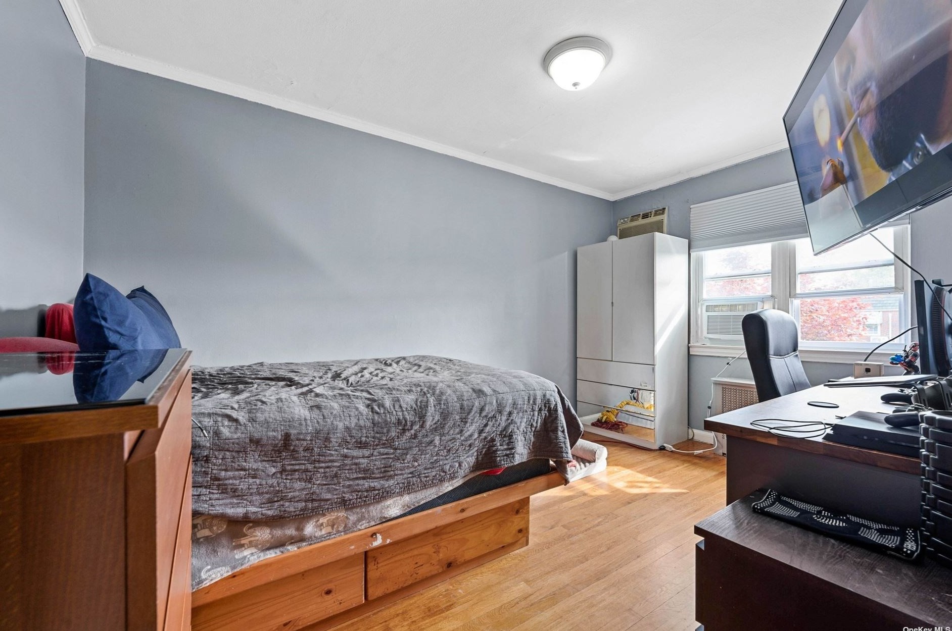 61-59 77 Pl, Flushing NY exterior