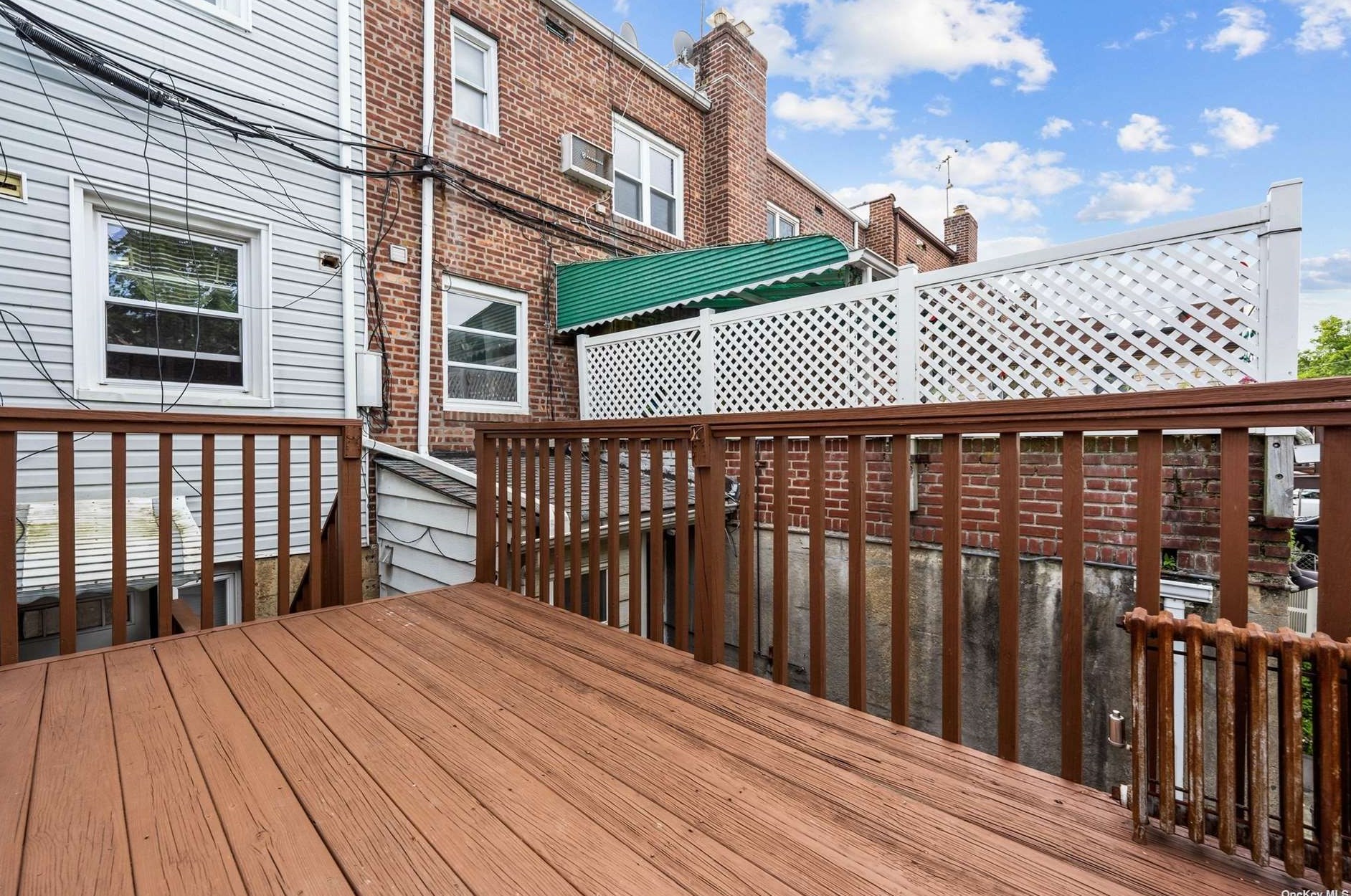 61-59 77 Pl, Flushing NY exterior