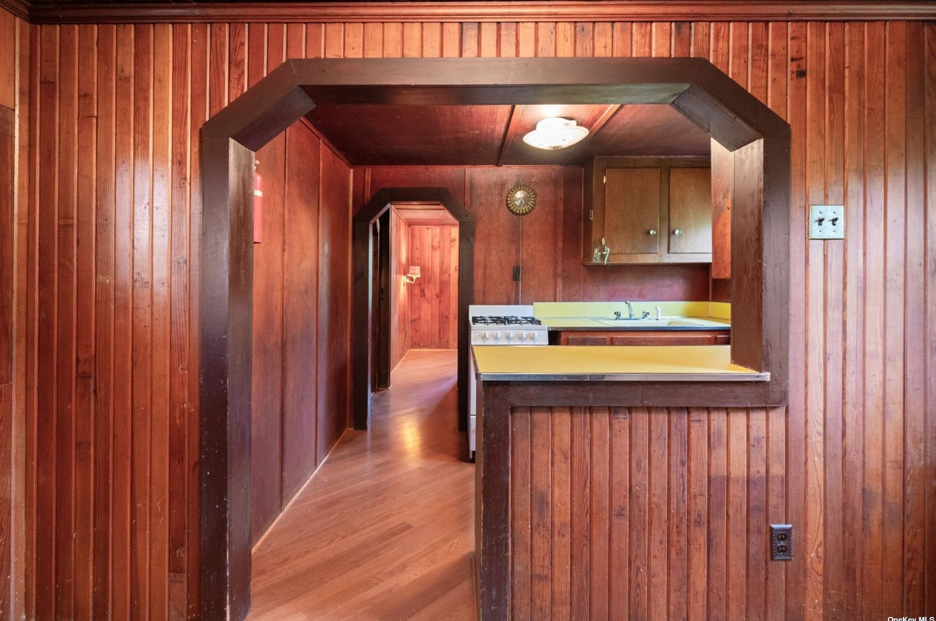 10 Riley Ave, Mattituck NY  11952-1859 exterior