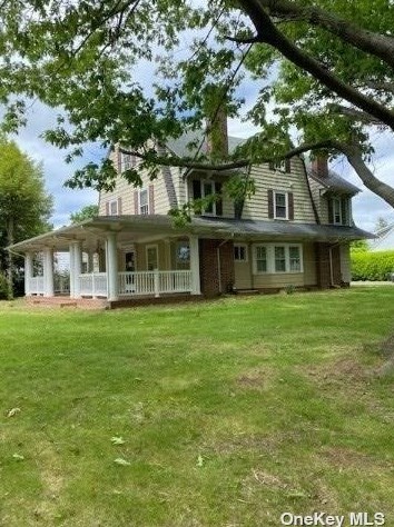 55 Washington Ave, Garden City, NY 11530-6239