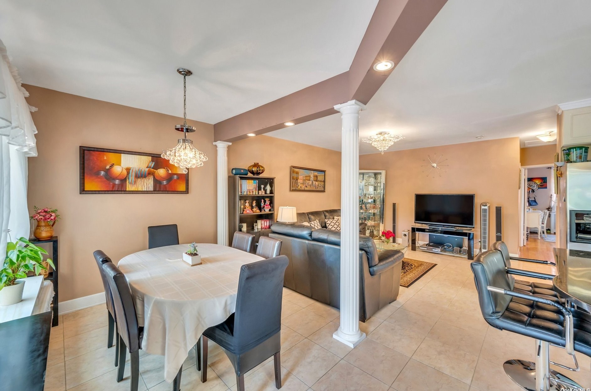 8021 57th Ave, Flushing NY  11373-4705 exterior