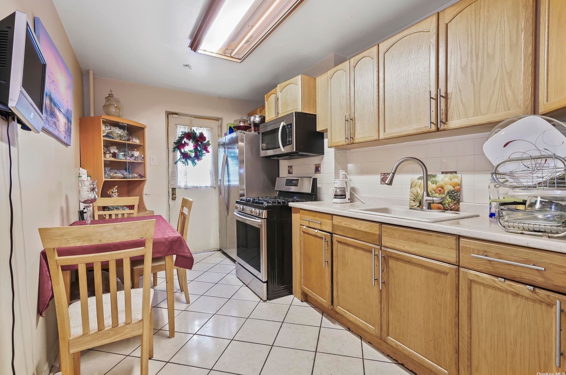 59-13 Norman St, Flushing, NY 11385-5702