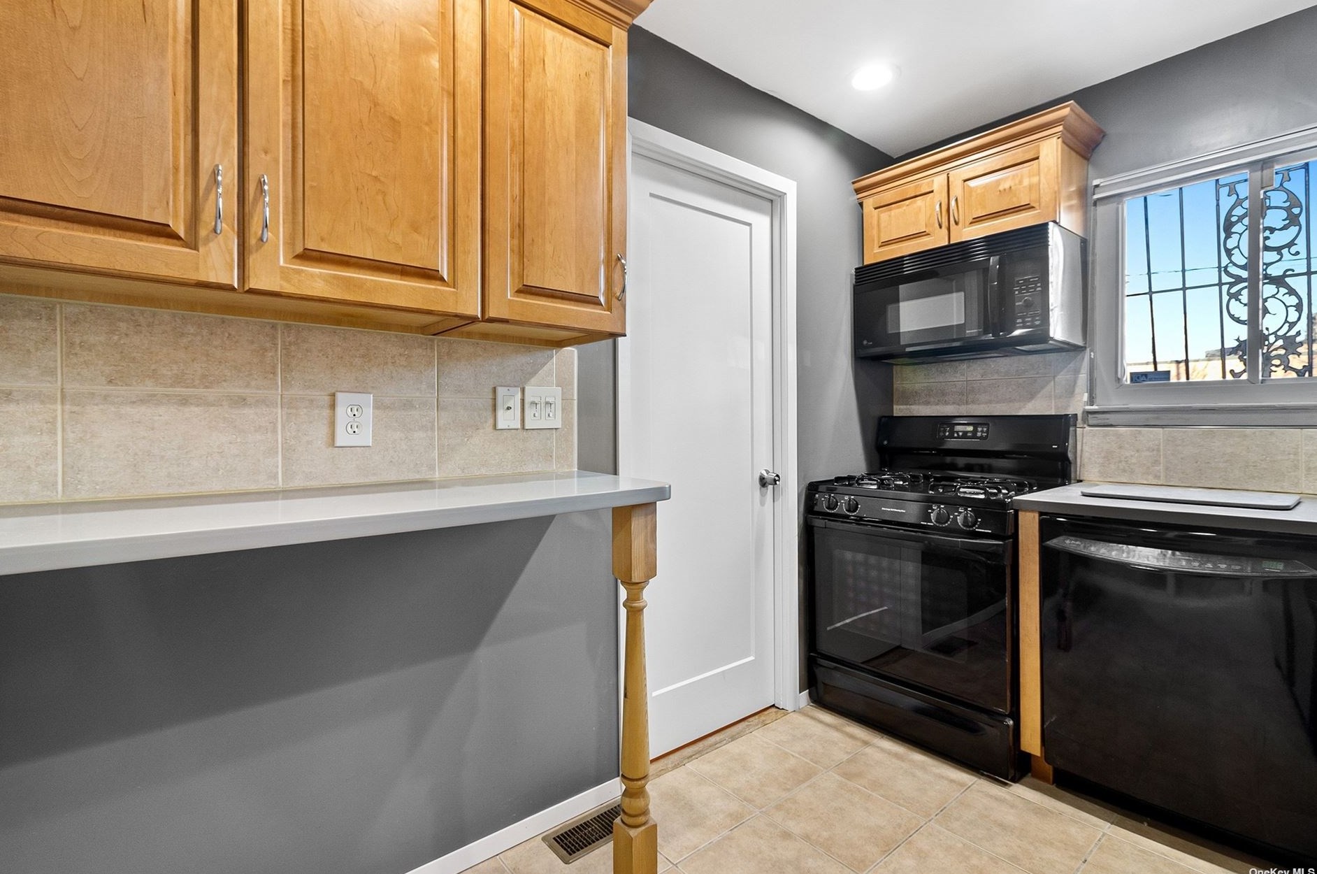 274 Chester St, Brooklyn, NY 11212
