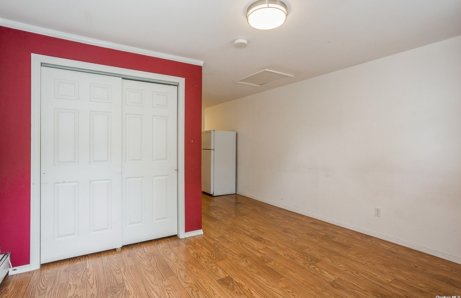 2201 North Rd #9, Hampton Bays, NY 11946