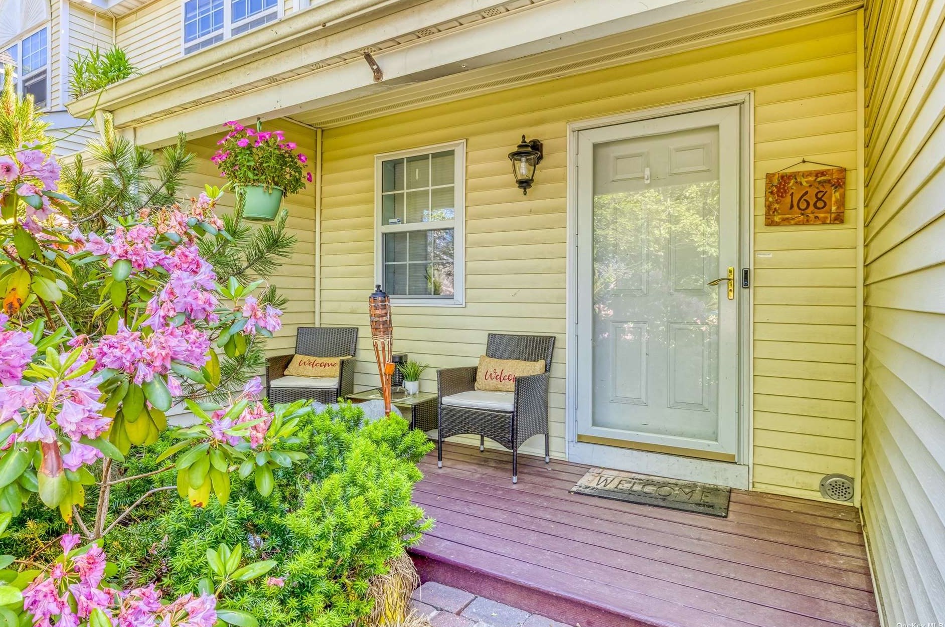 168 Mckinney St, Central Islip, NY 11722