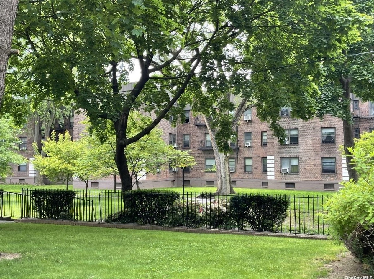 2208 76th St Apt A3, Flushing, NY