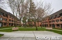 219-56 64th Ave #2 F, Flushing, NY 11364