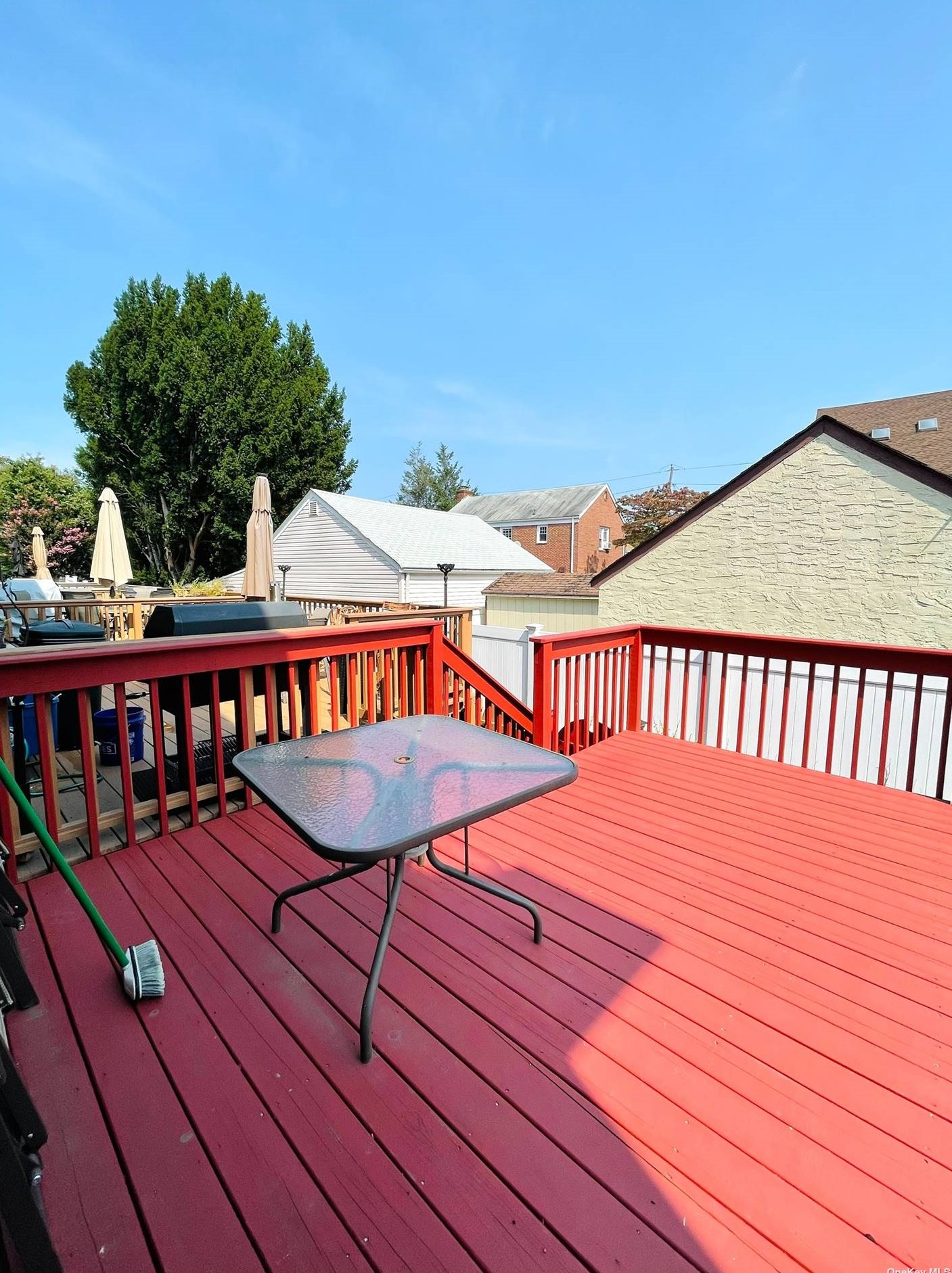682 Front St #a, Hempstead, NY 11550