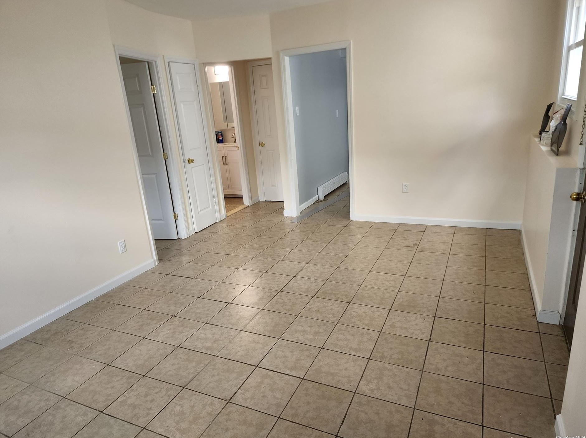 636 Beach 69th St #1, Far Rockaway, NY 11692