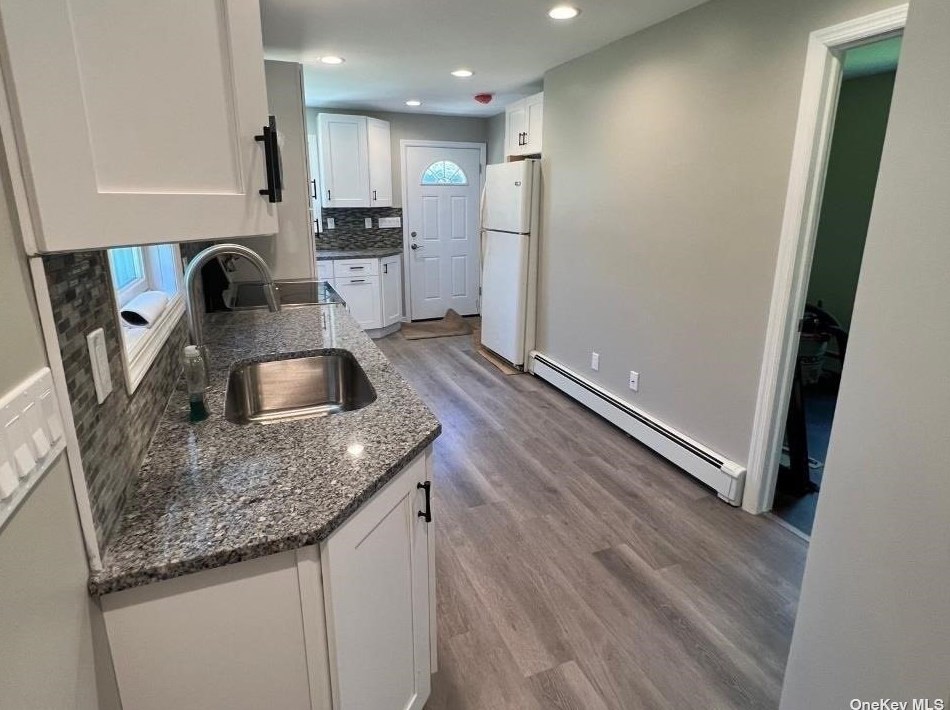 253 E 17th St, Huntington Station, NY 11746