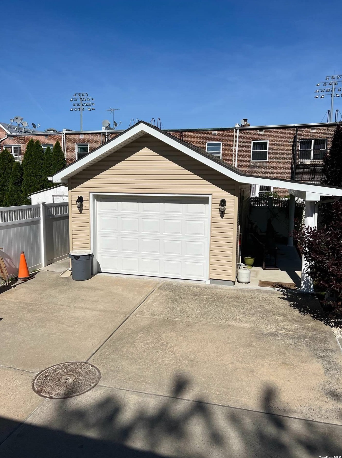 25 129th St, Flushing NY  11356-1310 exterior