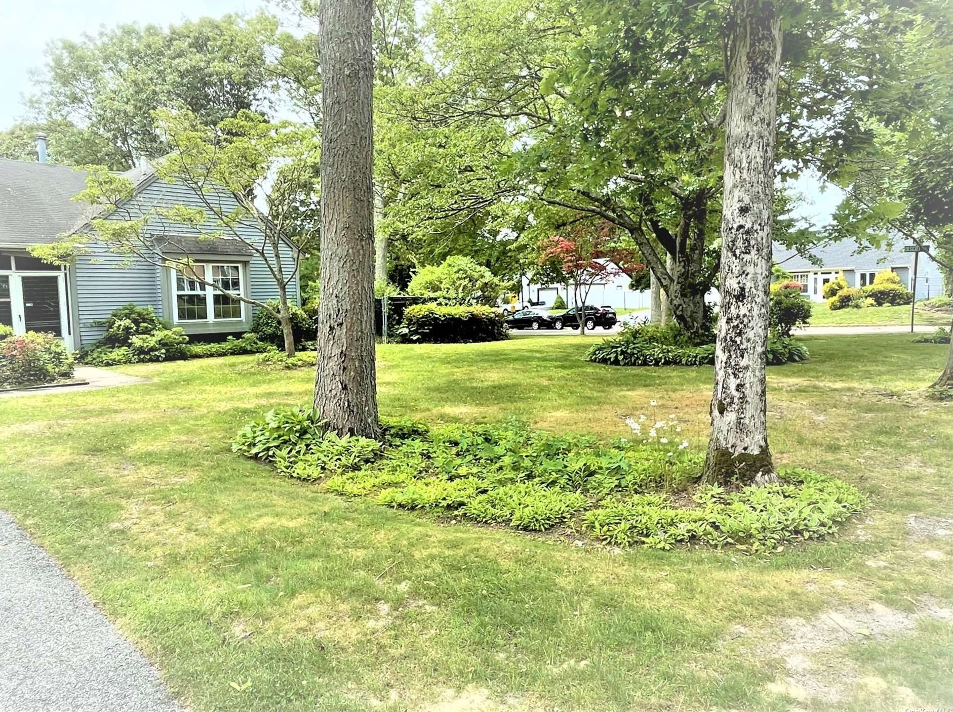 42 Pine Rd, Coram, NY 11727-2220