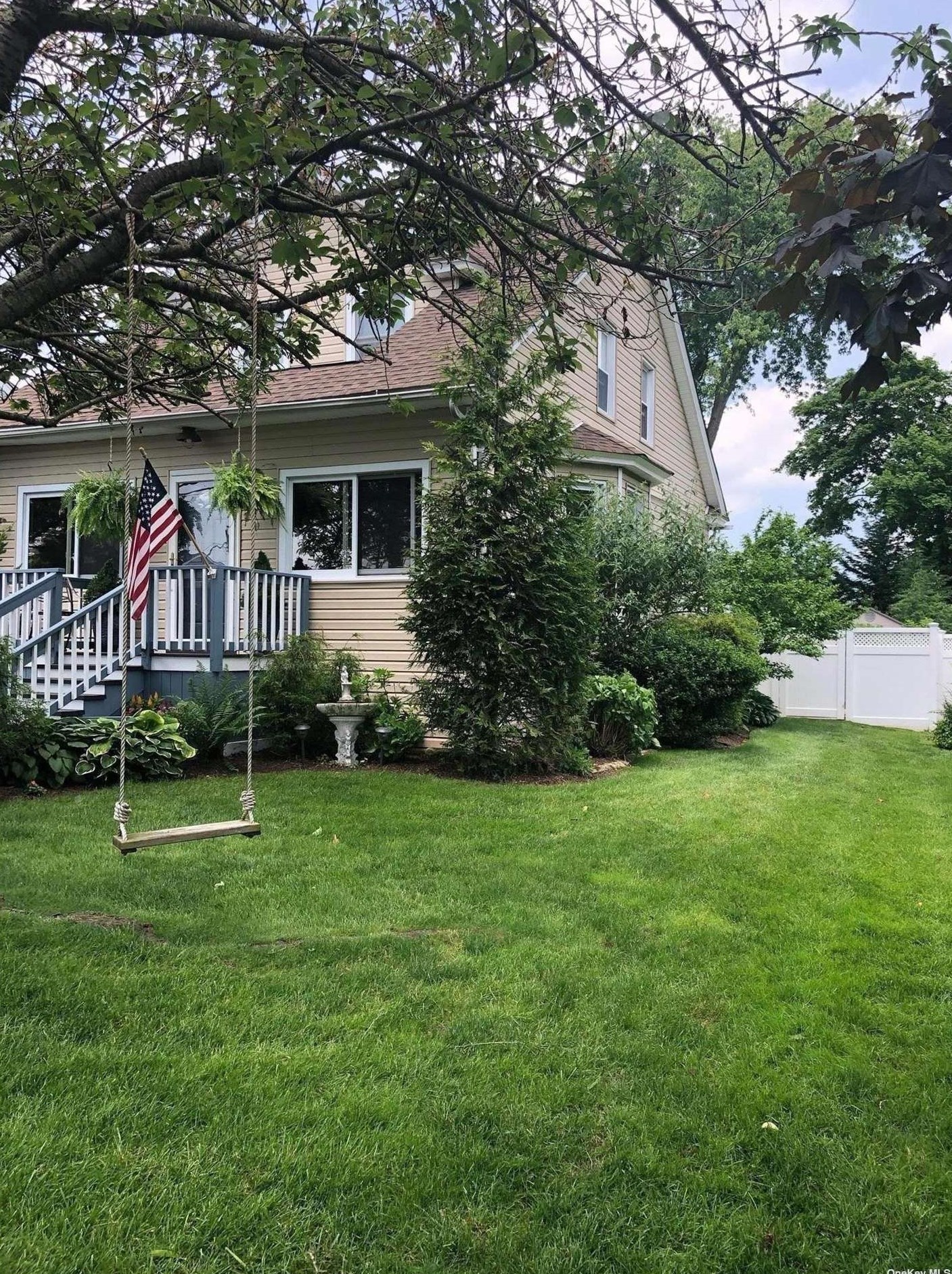 2773 Marion St, North Bellmore, NY 11710