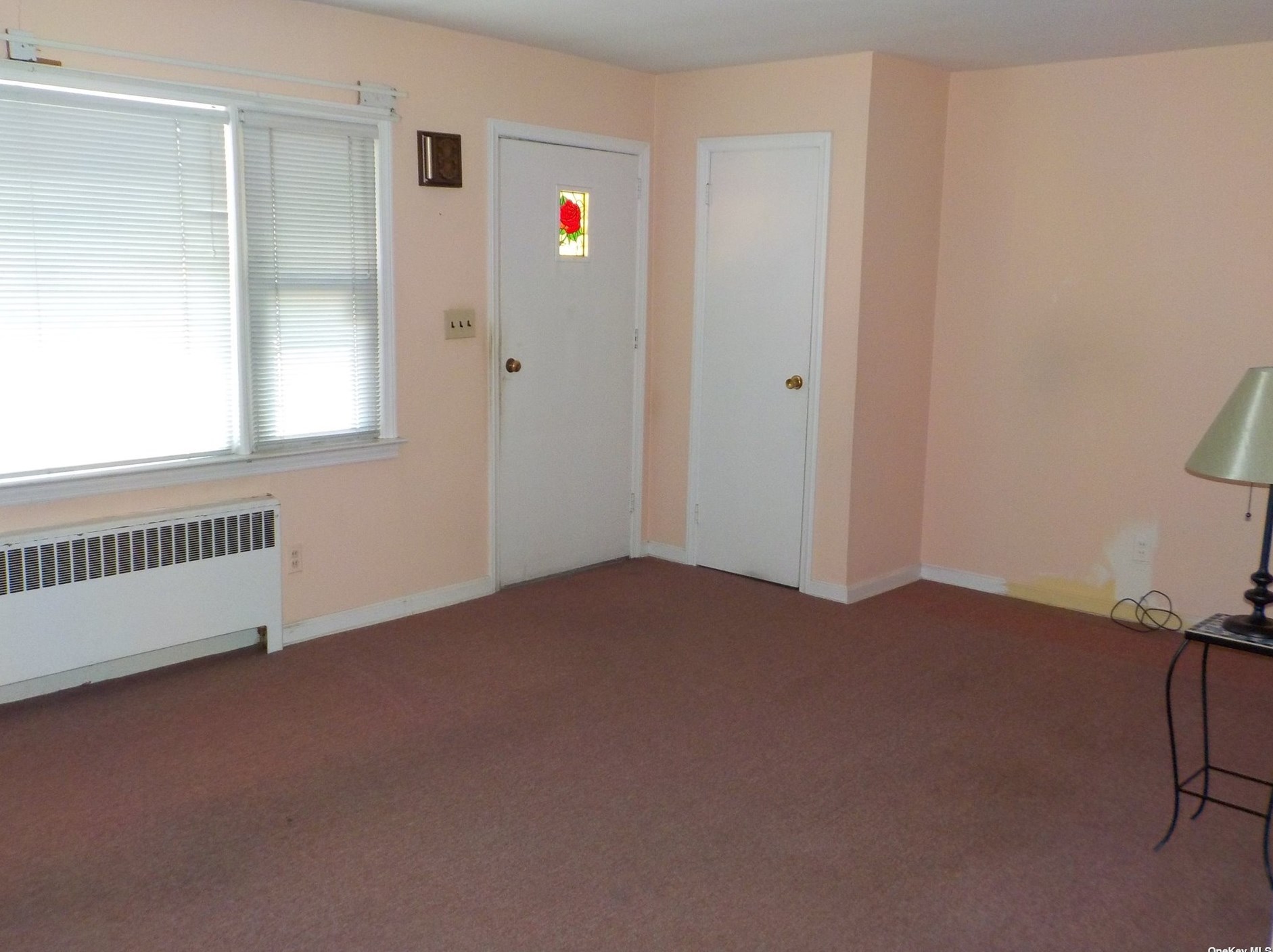 95 Liberty Ave, Babylon, NY 11703