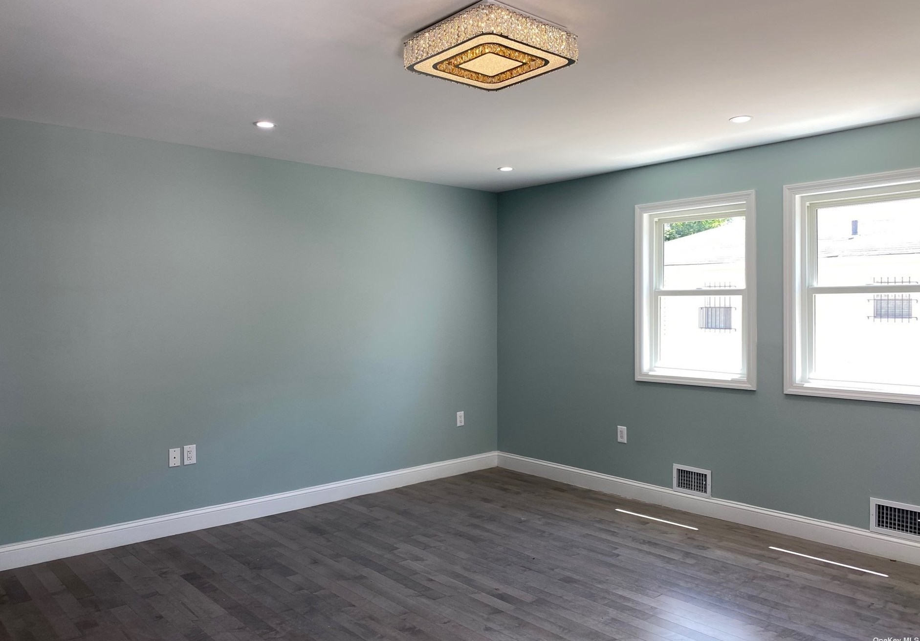 130-27 140th St, Jamaica, NY 11436