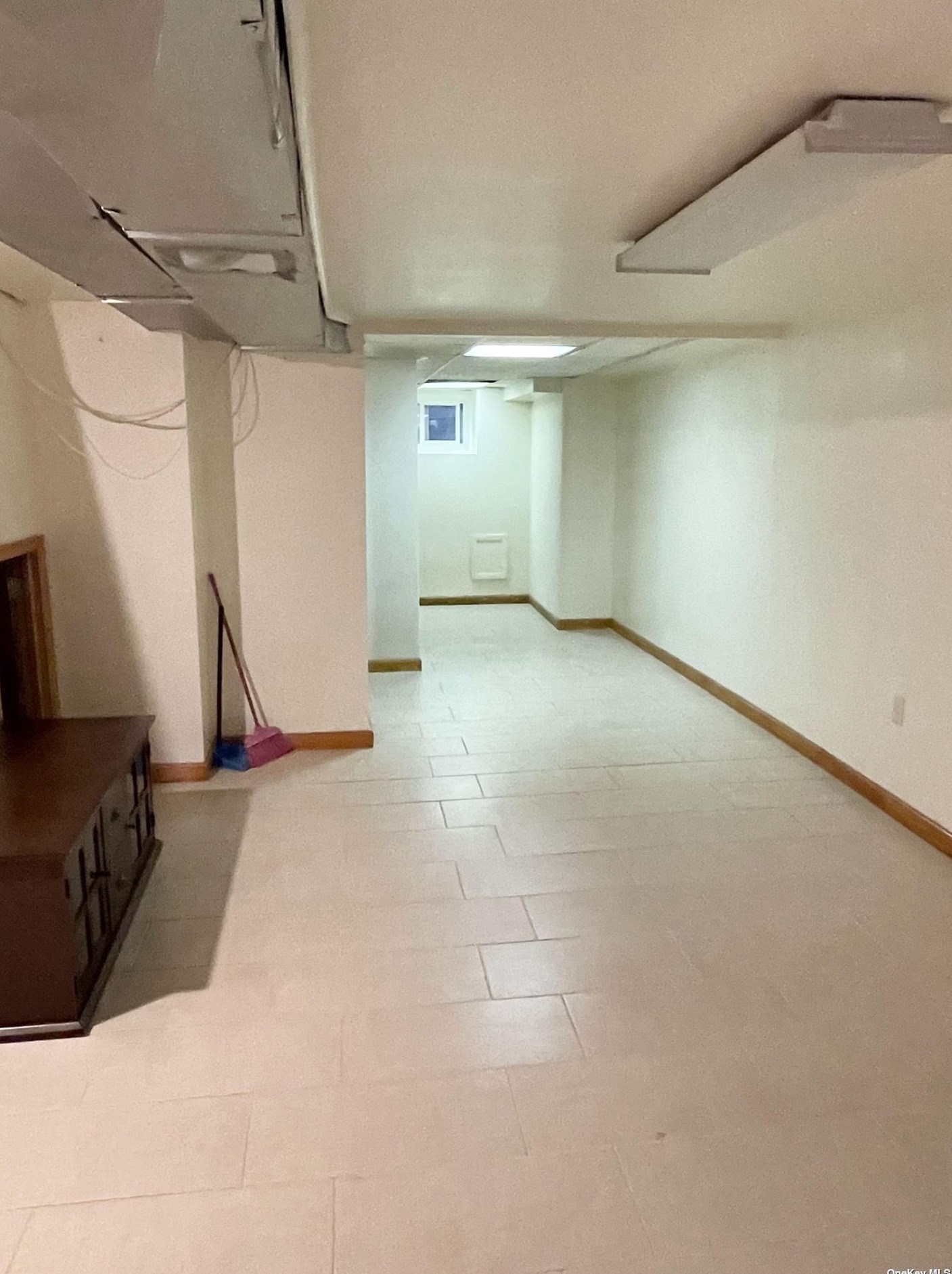 56-47 207th St, Flushing NY  11360-1350 exterior
