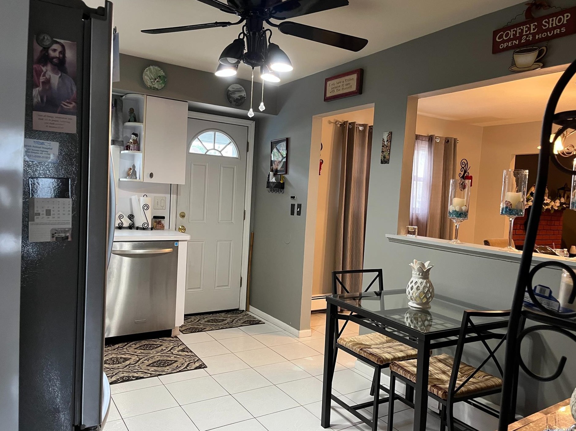 836 Windmill Ave, Babylon, NY 11704